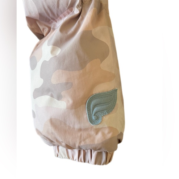 Fabletics Women's Wander Tan Camo Cropped Puffer Jacket Size XXL High Collar - Picture 7 of 16